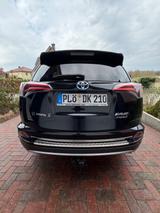 Toyota RAV 4 2,5-l-Hybrid Team D wenig Kilometer AHK - gebrauchte Toyota RAV 4 aus dem Jahr 2018