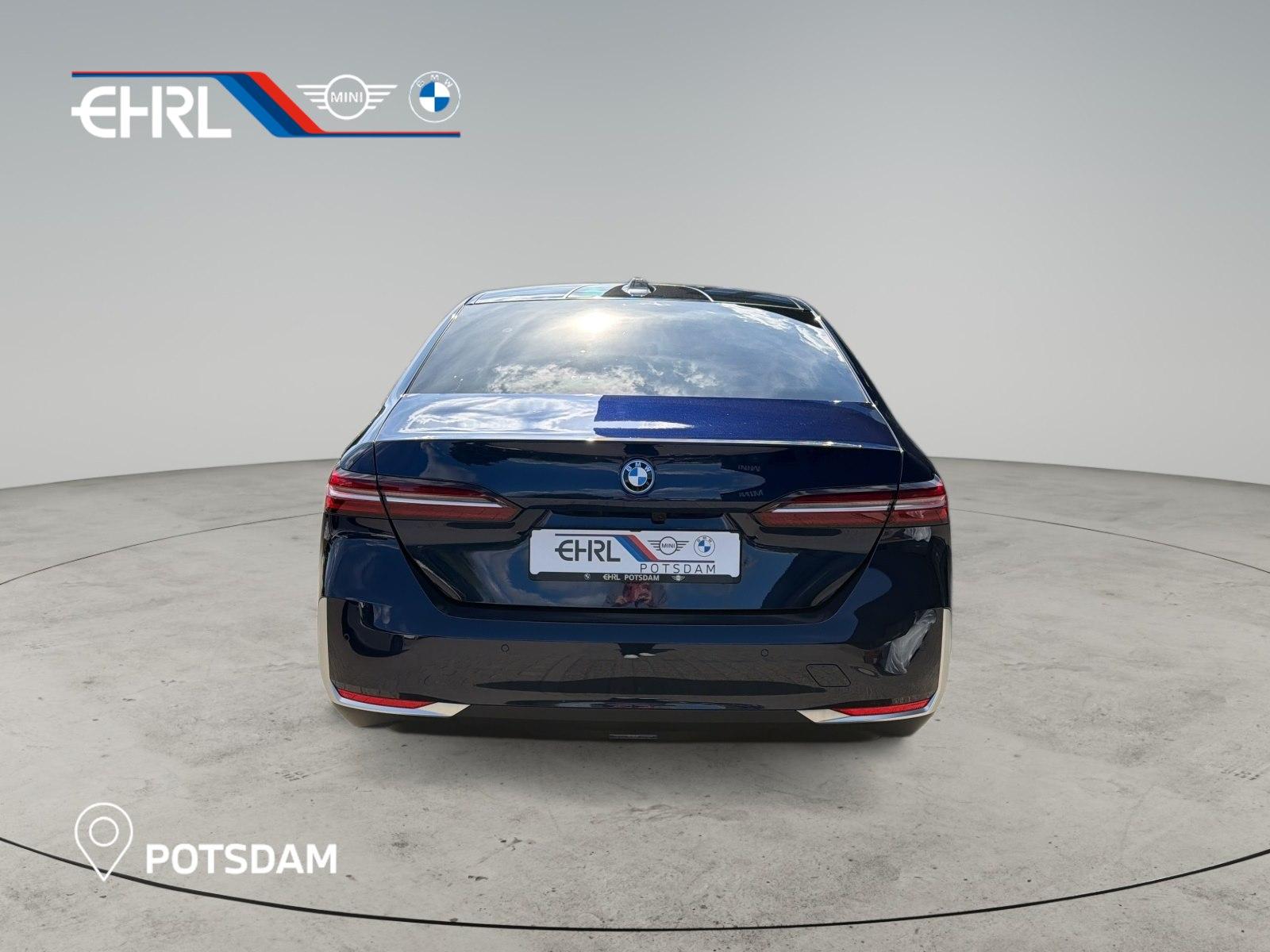 BMW 530e 360° STANDHZ HEAD-UP SITZBELÜFT PANO RFK BT