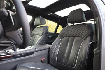 BMW 750 - 10