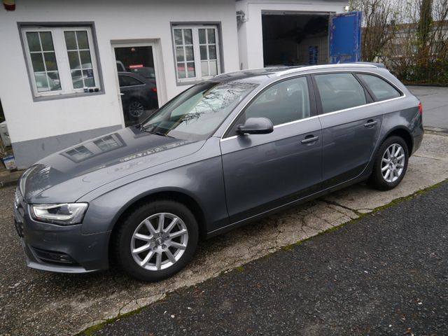 Audi A4 Avant Attraction