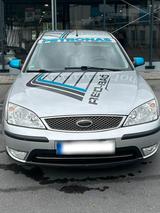 Ford Mondeo Mk3 Ghia - Ford Mondeo aus 2004: Ghia