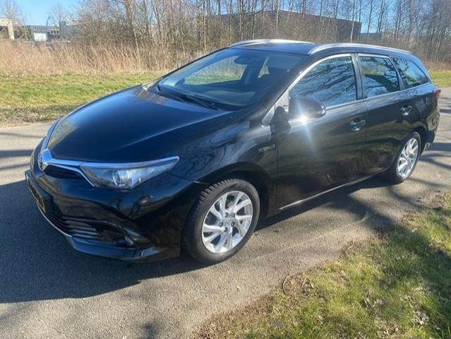 Toyota Auris Touring Sports 1.8 Hybrid Dynamic