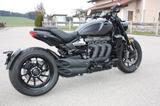Triumph Rocket3 R, Storm,   8/25 - TRIUMPH ROCKET 2