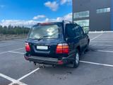 Toyota Land Cruiser 4.7 V8 Special Auto 7 Sitzer J100 - Toyota: J7