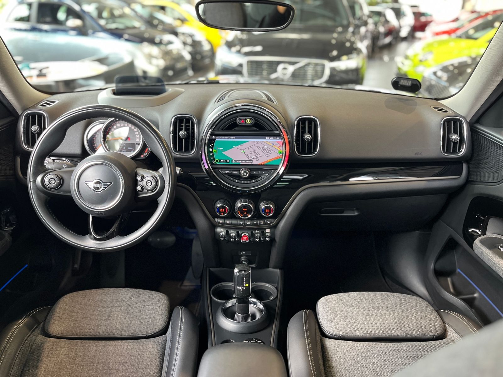 Fahrzeugabbildung MINI Countryman Cooper S LED NAVI ALU