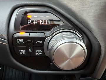 Bild 27 Dodge RAM 5,7l HEMI Longhorn AHK Luftfahrwerk 4x4