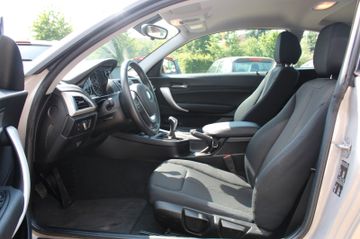 Fahrzeugabbildung BMW 218 i Coupe Advantage