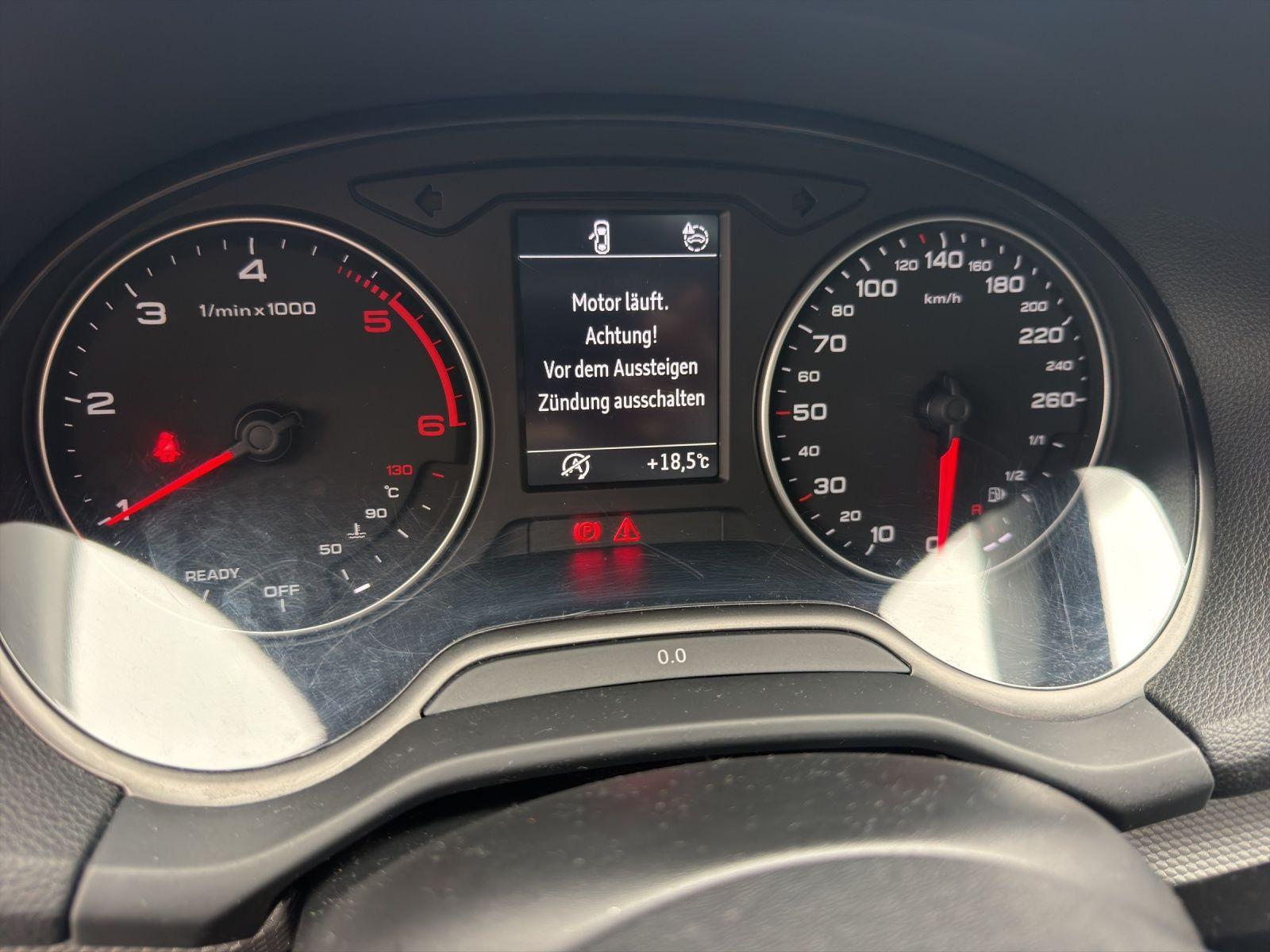 Audi Q2 30 TDI ADVANCED KAMERA GJR GRA PDC, миниатюра 10