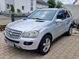 Mercedes-Benz mercedes ml320 - gebrauchte Mercedes-Benz ML 320 aus dem Jahr 2005