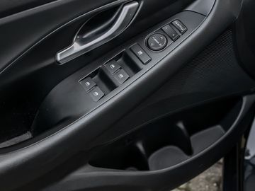 Hyundai i30 cw 1.0 Edition 30 Kamera Spurhalteassistent