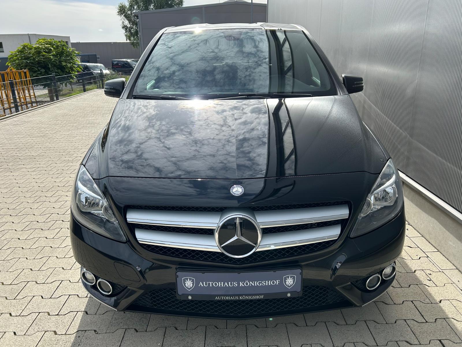 Mercedes-Benz B 180 AMG Line 2. Hand Navi Klima Teilleder USB