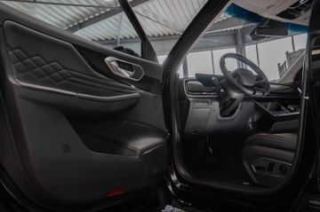 Bild 13 BAIC Beijing X75 AHK M&S Klimaauto. Pano USB