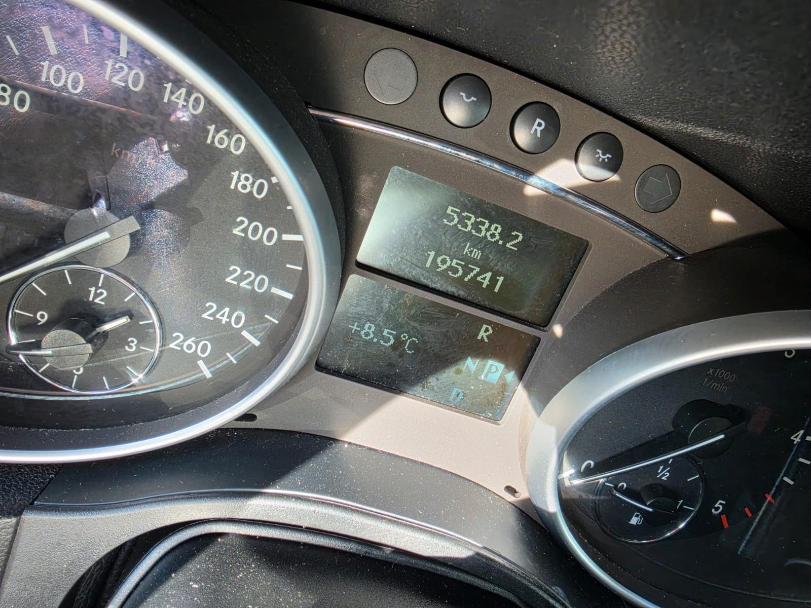 Mercedes-Benz ML420 2007 — photo 6