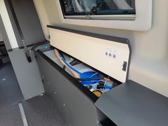 Adria Twin 640 SGX Edition,180 PS, Automatik MJ26