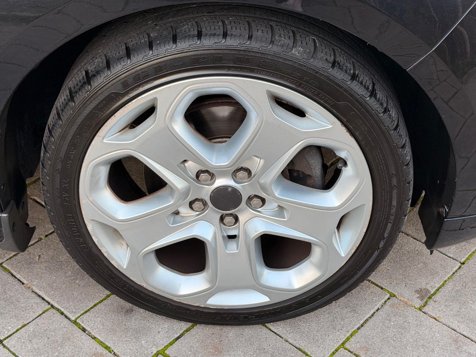 Ford Mondeo 2009 — photo 26