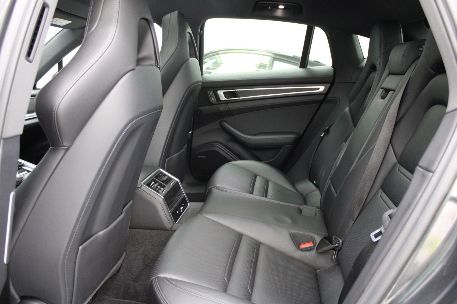 Porsche Panamera 4 E-Hybrid Platinum BOSE LUFT 360° LED foto 10