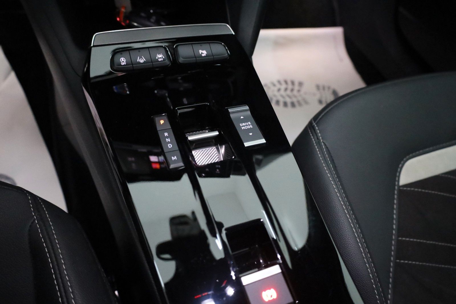 Fahrzeugabbildung Opel Mokka Ultimate T.Leder,Navi,LED,SR+WR,abn. AHK