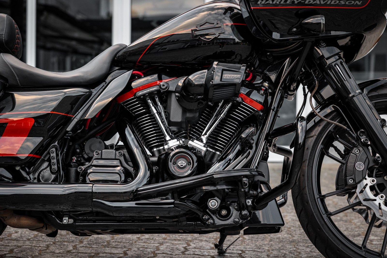 Fahrzeugabbildung Harley-Davidson CVO ROAD GLIDE 117 FLTRXSE - Kesstech -