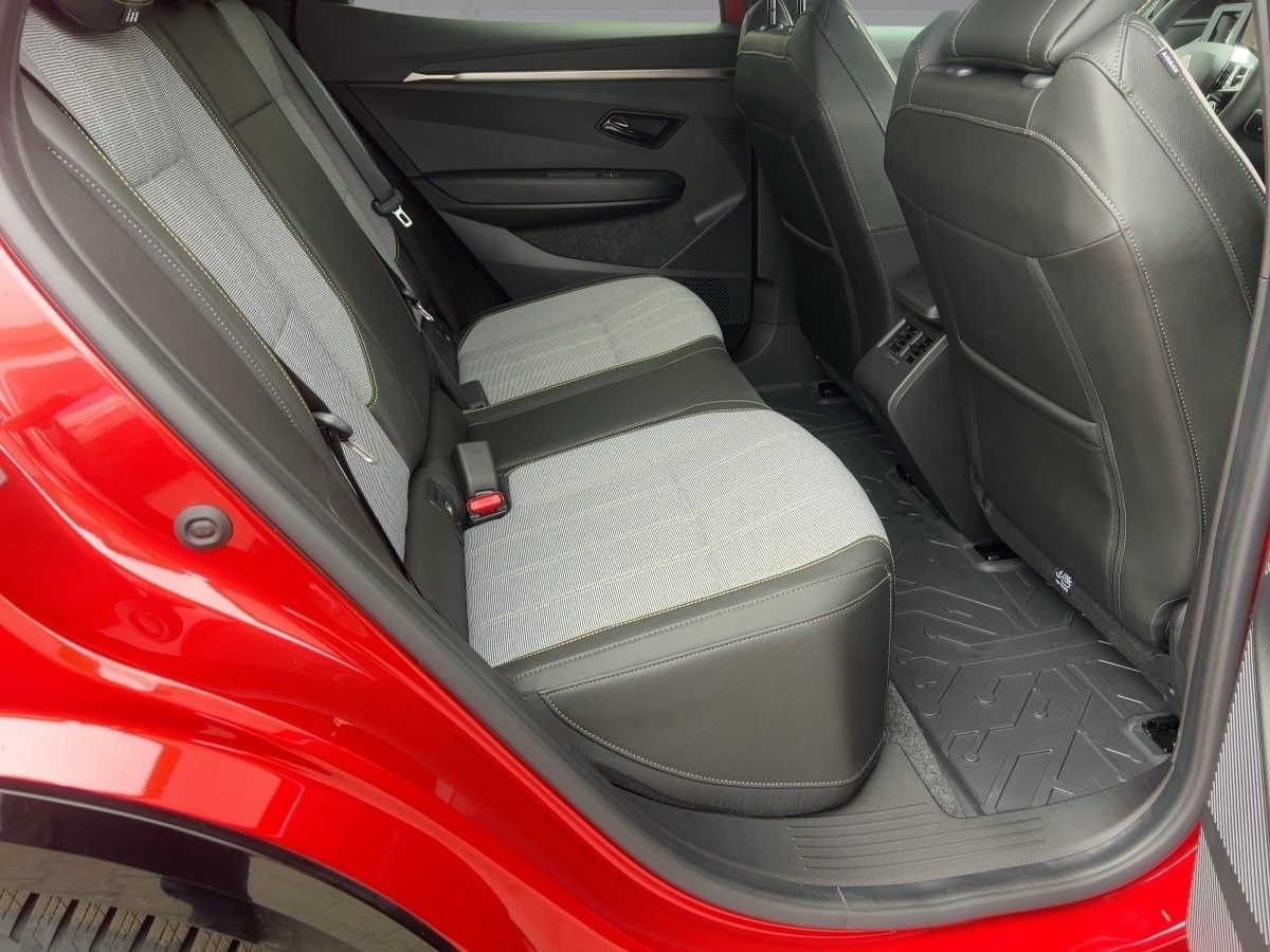 Renault Megane E-TECH - Bild 9