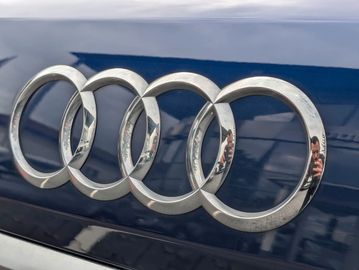 Audi Q7 - 8