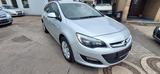 Opel Astra J Sports Tourer Edition TÜV NEU - Opel Astra: Kombi, J