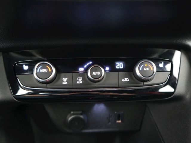 Corsa-e F GS LINE 50kWh AT+LED+SITZHEIZUNG+SPORT