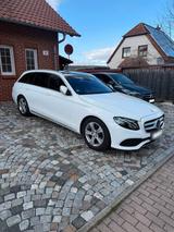 Mercedes-Benz Mercedes E250 / W213 / Benzin / STHZ / AHK - Mercedes-Benz E-Class: W213