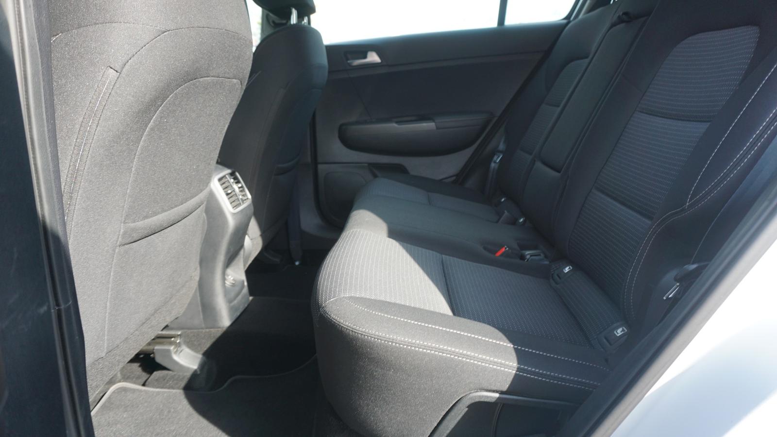 Kia Sportage 1.6 2WD Kamera AHK LED Lenkradheizung