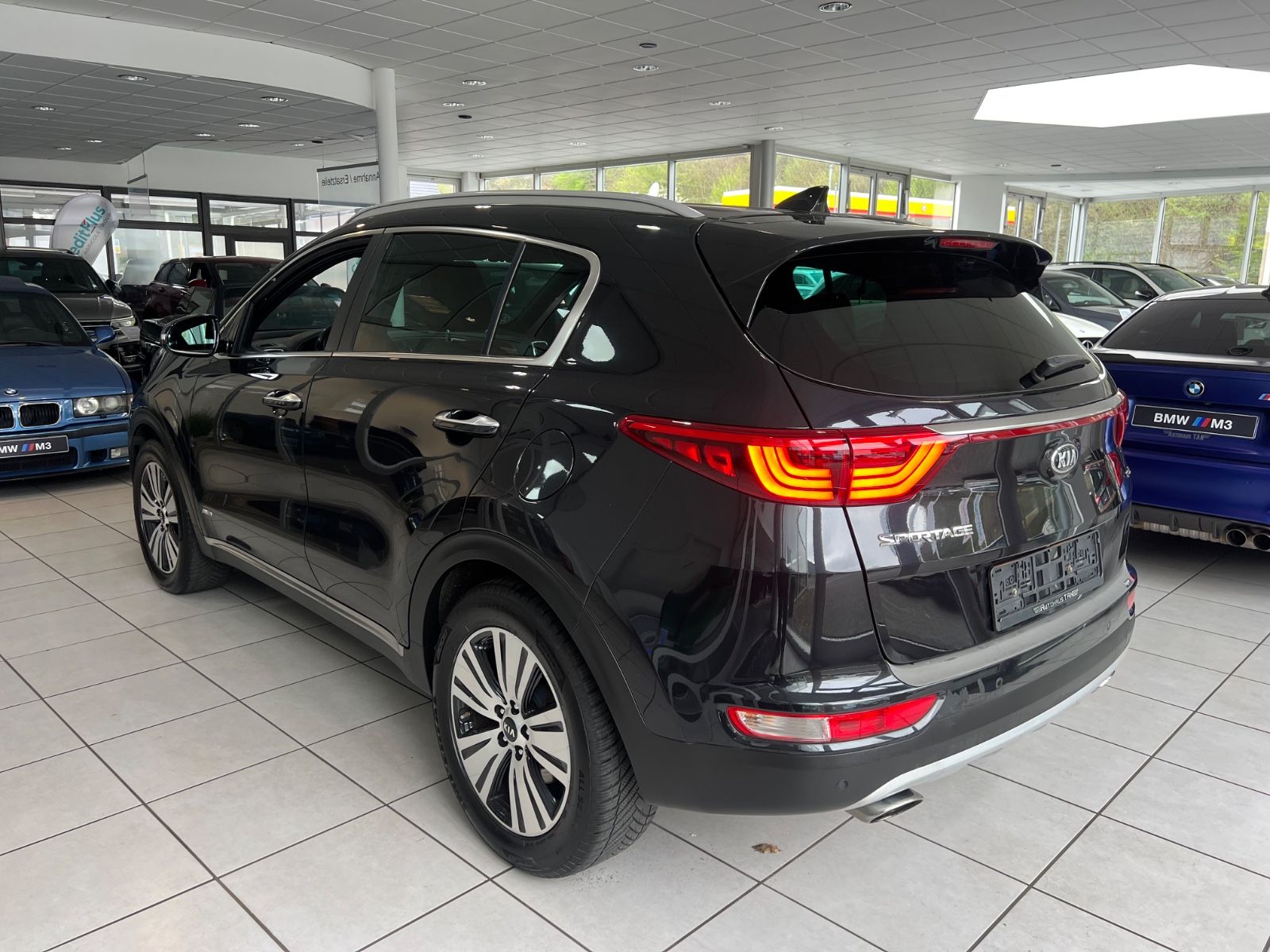 Fahrzeugabbildung Kia Sportage GT-Line 4WD Automatik *KAMERA*