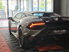Fahrzeugabbildung Lamborghini Huracán Tecnica LP640-2 (LIFT/SENSONUM/CAM/STYLE