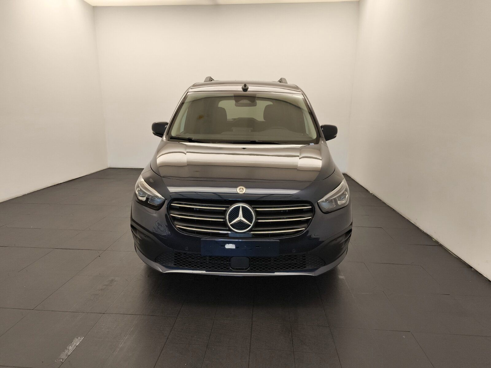 Mercedes-Benz T 180 d PROGRESSIVE Standard Edition imagem 2
