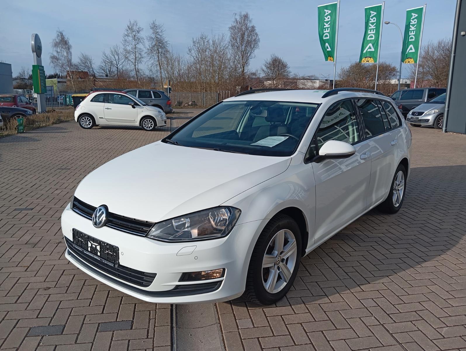 Volkswagen Golf 1.6 TDI BMotion Comfortl.Navi,SZH,ZAHNR,NEU