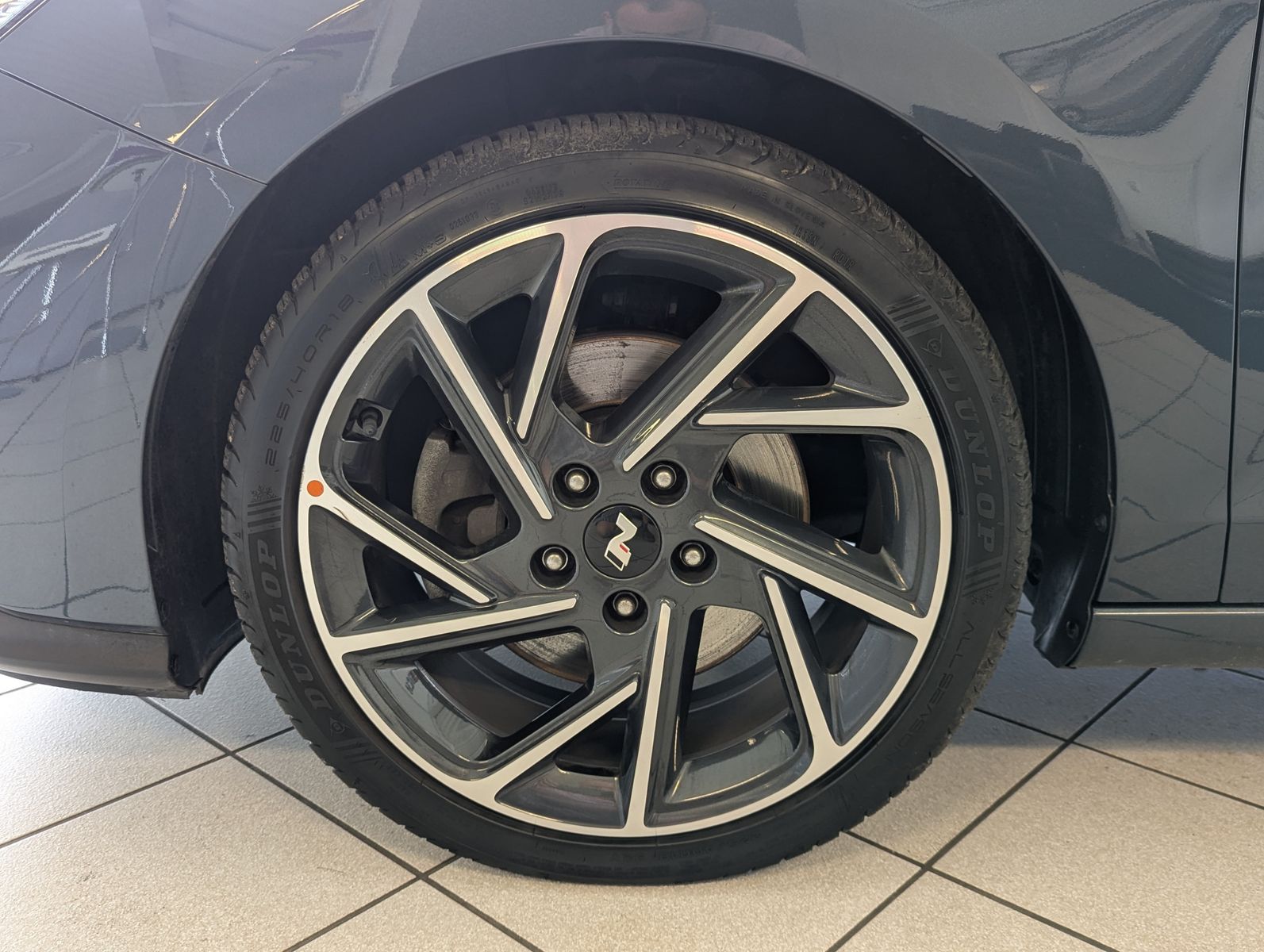 Fahrzeugabbildung Hyundai i30 1.5 T-GDI DCT N-Line LED Cam Pano Keyless 18