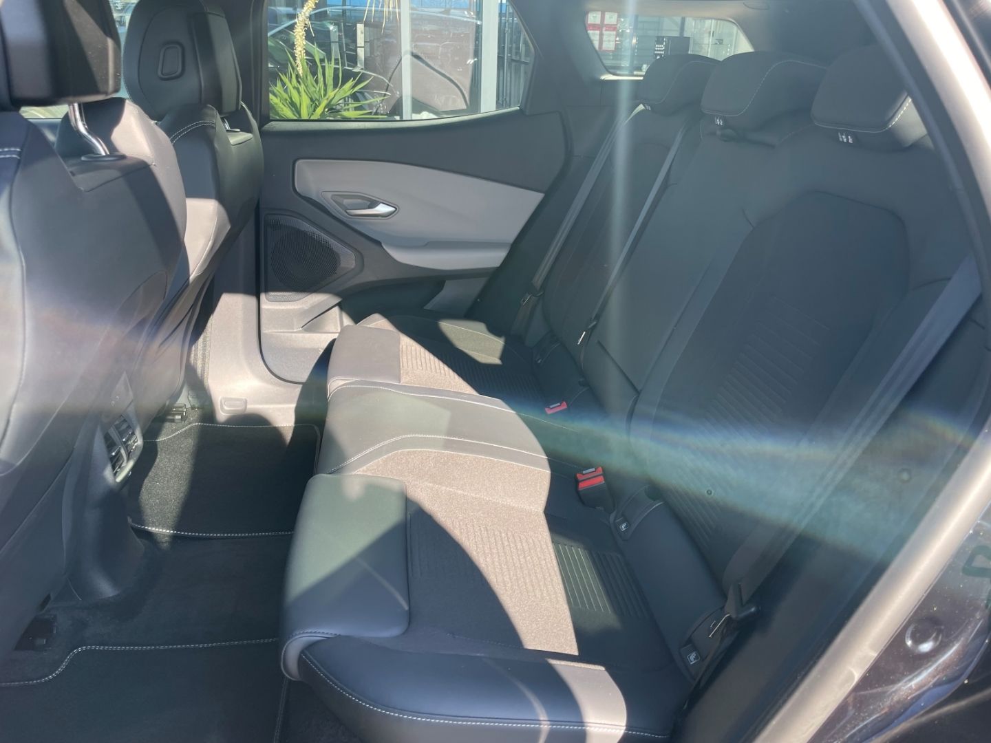 Fahrzeugabbildung Ford Explorer RWD HUD Navi Digitales Cockpit Memory S