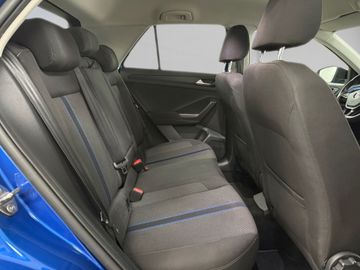 Volkswagen T-Roc - 12