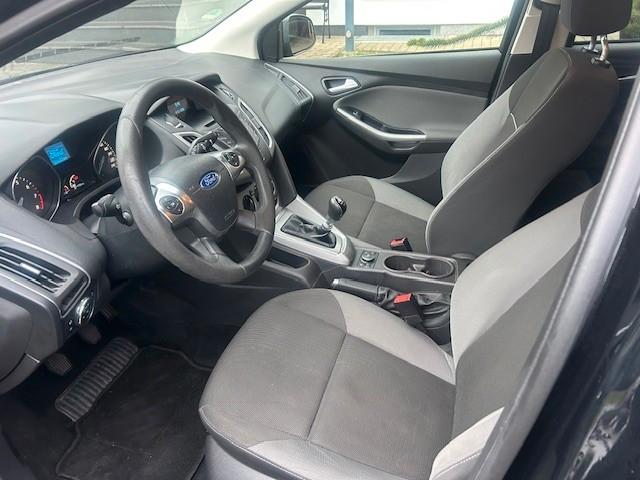 Ford Focus 2013 — photo 5