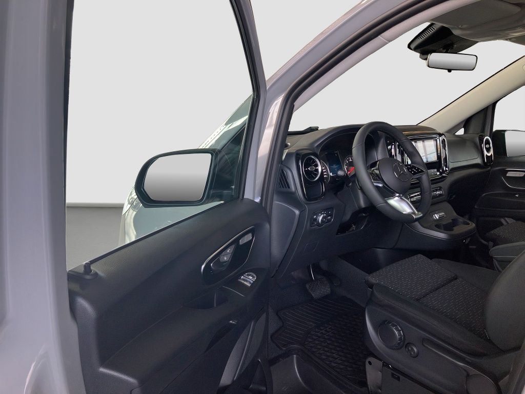 Fahrzeugabbildung Mercedes-Benz Vito 116 CDI Tourer PRO Lang Rollstuhl Heckumbau