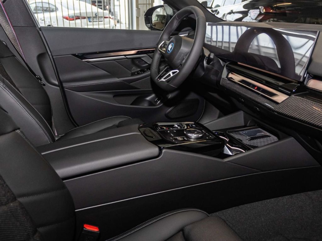 BMW i5 - Bild 23