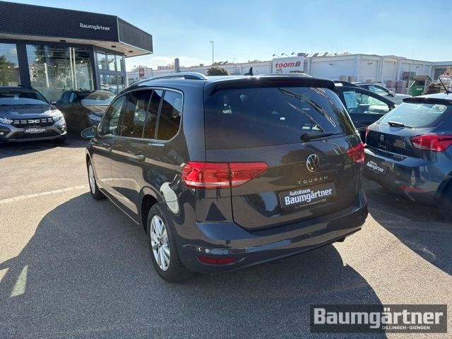 Fahrzeugabbildung Volkswagen Touran Highline 1.5 TSI DSG Kamera/PDC/Sitzh.