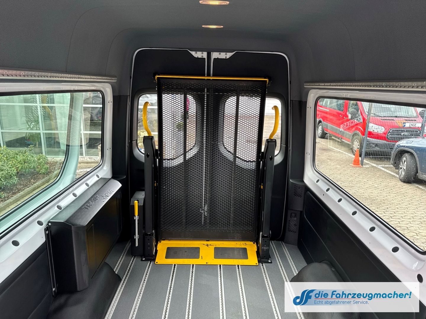 Fahrzeugabbildung Mercedes-Benz Sprinter III Tourer RWD AWD 311 CDI L2 DAB Tel.-