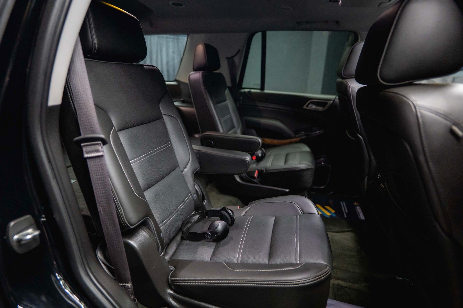 Fahrzeugabbildung GMC Yukon 6.2 V8 DENALI 4x4 LED *Unfallfrei*TV*ACC*