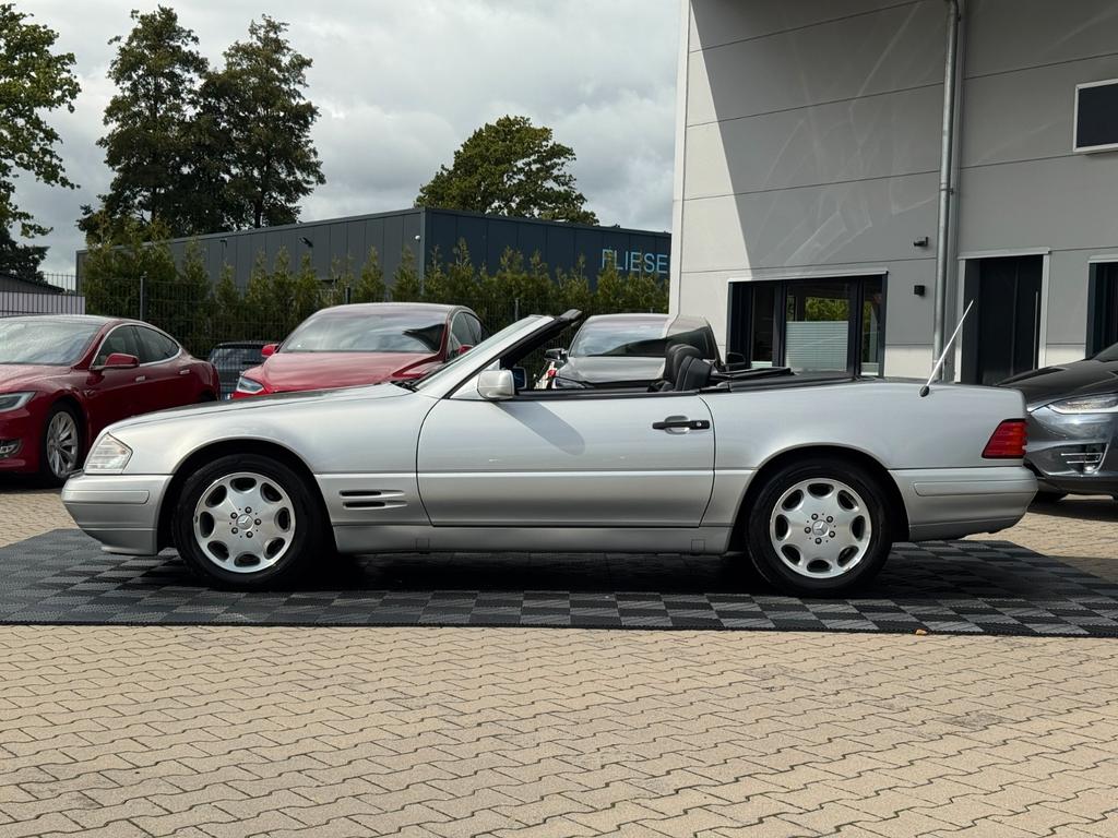 Mercedes-Benz SL 320