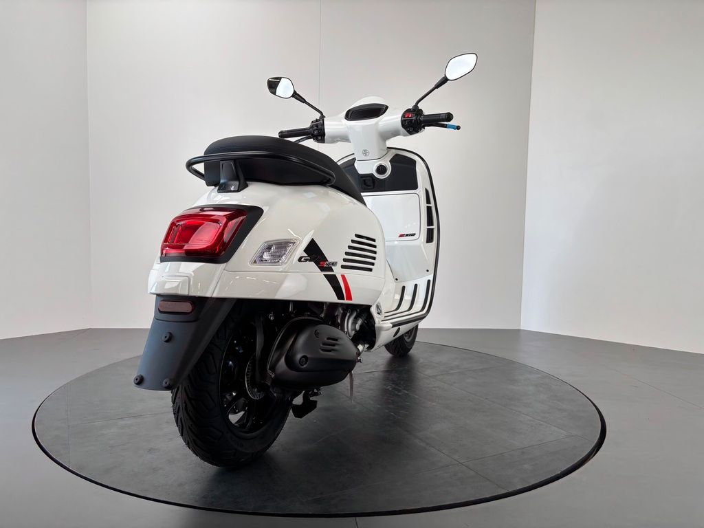 Fahrzeugabbildung Vespa GTS 310 FL SuperSport *NEUFAHRZEUG 2026*