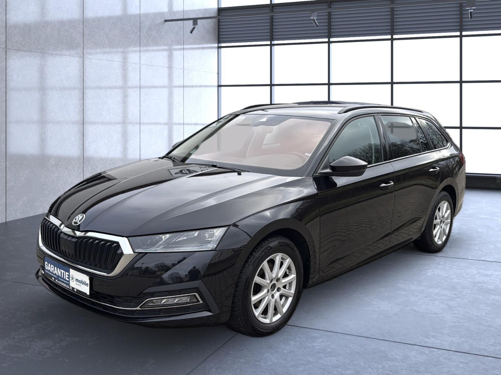 Fahrzeugabbildung SKODA Octavia Combi Style/ AHK / unfallfrei