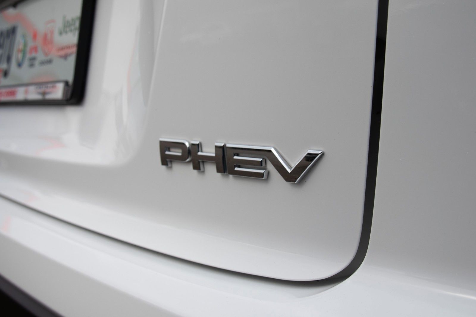 Fahrzeugabbildung Mitsubishi Eclipse Cross 2.4 Basis Plug in Hybrid 4WD Autom