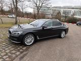 BMW 750d xDrive - Mass., SH, Lüf ,Pano, Laser - BMW 750 mit Diesel-Antrieb