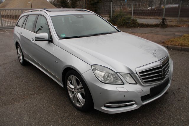 Mercedes-Benz E 350 T 4-MATIC*BLEFF*AVANTGARDE*COMAND*DISTRONI