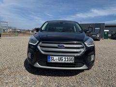 Fahrzeugabbildung Ford Kuga Titanium