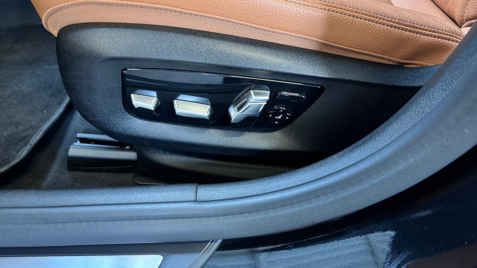 BMW 530i xDrive Touring Aut/SPORT LINE/PANORAMA/KAME
