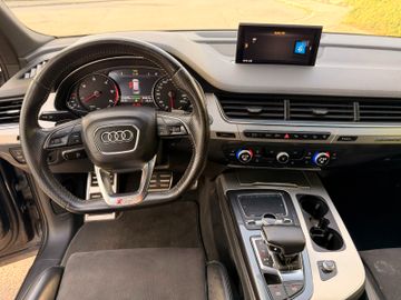 Audi Q7 - 11